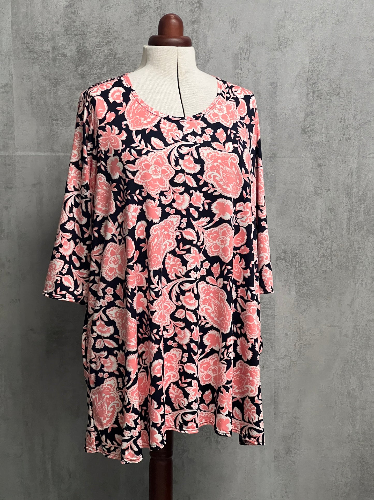 Size 24-26 Swing Tunic Top 3/4 Sleeve [L1407_FLORAL6]